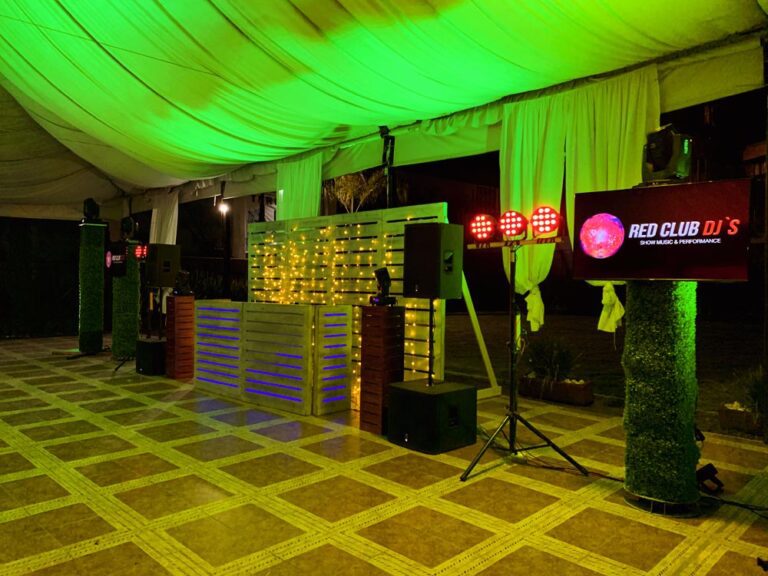 Dj con montaje Vintage para bodas