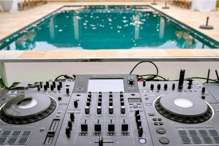 DJ-para-pool-party