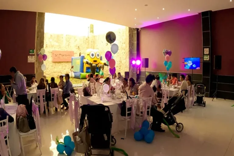 Dj para Fiestas 19 dj-para-eventos-infantiles-en-puebla-con-pista-led-y-brincolin